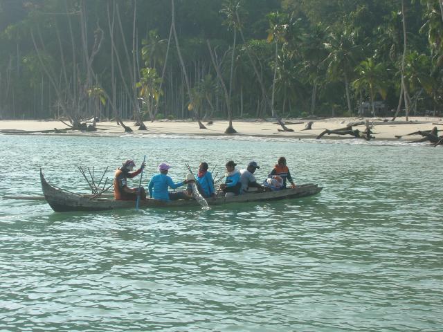 People in the canoe.JPG